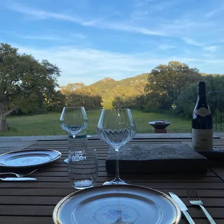 Villa De Charme Avec Piscine *