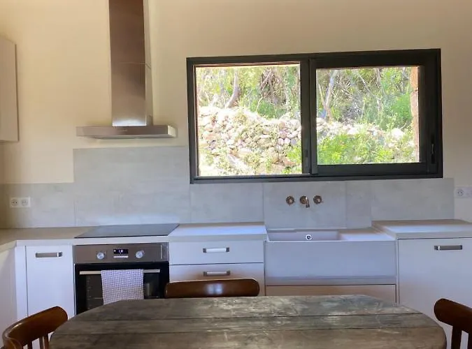 Villa De Charme Avec Piscine Sotta